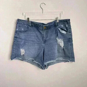 Lane Bryant Weekend Distressed Star Pocket Shorts